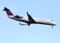 N8751D @ DTW - Delta Connection CRJ-200 - by Florida Metal