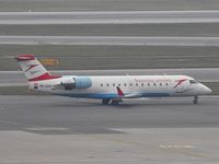 OE-LCK @ VIE - The CRJ will leave Austrians fleet until 2010