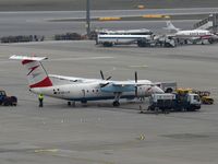 OE-LTP @ VIE - Dash 8-300