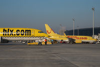 D-AHFS @ VIE - HLX Boeing 737-800 - by Dietmar Schreiber - VAP