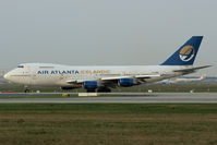 TF-AMD @ FRA - Startbahn West - by Robbie0102
