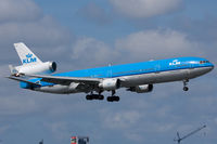 PH-KCG @ EHAM - KLM - Royal Dutch Airlines