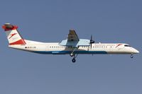 OE-LGB @ EDDF - short final RW07R - by FBE