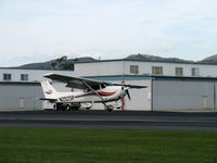 N252SP @ SZP - 1999 Cessna 172S SKYHAWK SP, Lycoming IO-360-L2A 180 Hp, landing Rwy 04 - by Doug Robertson