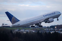 N73152 @ LSZH - Continental Airlines Boeing 767-200 - by Hannes Tenkrat
