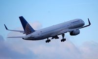 N13138 @ EHAM - Continental Boeing leaving Schiphol - by Jan Lefers