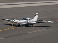 N47233 @ KSMO - N47233 taxiing - by Torsten Hoff