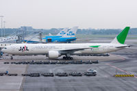 JA731J @ EHAM - Japan Airlines - JAL - by Thomas Posch - VAP