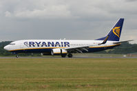 EI-EBM @ EGGW - Coming to a halt on a damp Luton runway. - by MikeP