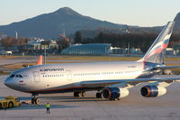 RA-96007 @ LOWS - SZG Wintercharter - by Peter Pabel