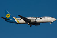 UR-GAV @ LTAI - Ukraine International Airlines