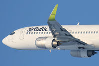 YL-BBX @ LOWW - Air Baltic 1999 Boeing 737-36Q, c/n: 30334