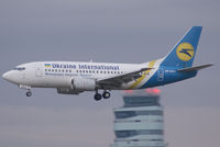 UR-GAJ @ VIE - Ukraine International Airlines Boeing 737-5Y0 - by Joker767