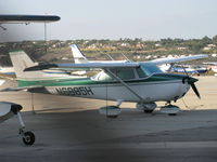 N6885H @ CMA - 1975 Cessna 172M, Lycoming O-320-E2D 150 Hp - by Doug Robertson