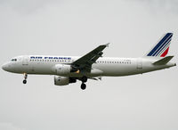 F-GHQL @ LFML - Landing rwy 31L - by Shunn311