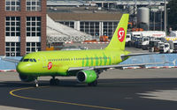 VP-BTS @ EDDF - Taxiing to gate on T2. - by MikeP