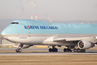 HL7603 @ VIE - Korean Air Cargo Boeing 747-4B5F(SCD)