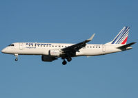 F-HBLD @ LFML - Landing rwy 31R - by Shunn311
