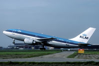 PH-AGB @ EHAM - KLM operated the A310 for just a few years before concentrating on Boeing hardware. This policy did not change until the take over bu Air France. Now KLM Airbusses are common again.