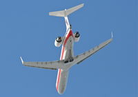 N518AE @ KORD - American Eagle CRJ-700, EGF4352, 32L departure KORD to KABQ. - by Mark Kalfas