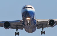 N647UA photo, click to enlarge