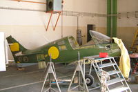 61002 @ LHKV - Hungary-Kaposújlak airport hangar - by Attila Groszvald-Groszi