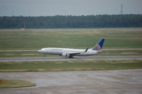 N12218 @ IAH - N12218 landing rwy 26L - by AJ Heiser