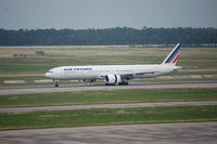 F-GSQY @ IAH - F-GSQY landing roll rwy 26L - by AJ Heiser