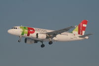 CS-TTL @ EBBR - Arrival of flight TP604 to RWY 25L