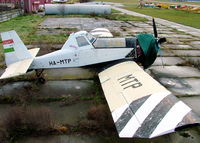 HA-MTP @ LHKV - Hungary-Kaposújlak airport. - by Attila Groszvald-Groszi