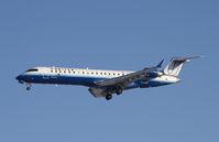 N789SK @ KORD - CL-600-2C10 - by Mark Pasqualino