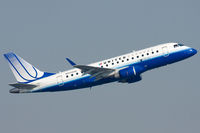 N855RW @ KLGA - United Express