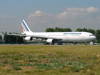 F-GLZL @ LFPG - Air France - by vickersfour