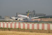 ET-AMQ @ EBBR - Landing on RWY 25L