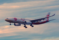 B-6075 @ YVR - Landing at YVR