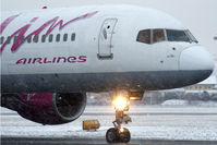 RA-73007 @ LOWS - B757 Vim Airlins