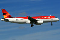 N446AV @ MIA - visitor
