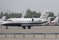 G-FTSL @ LOWW - CL-600