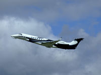 G-RUBE @ EGPH - G-RUBE Departs runway 24 at EDI