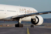 A6-EBW @ VIE - Emirates Boeing 777-300