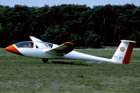 PL81 @ EBWE - landing at Weelde - by Joop de Groot