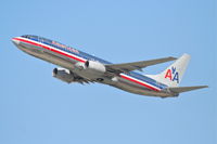 N976AN @ KLAX - American Airlines Boeing 737-823, 25R departure KLAX. - by Mark Kalfas