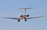 N570AA @ KLAX - American Airlines MD-83, short final 25L KLAX. - by Mark Kalfas