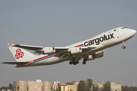 LX-MCV @ ELLX - departing LUX via RW06