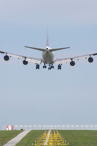 B-18702 @ LOWW - China Airlines 747-400 - by Andy Graf-VAP