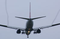 OE-LNQ @ LOWW - Lauda Air 737-800 - by Andy Graf-VAP