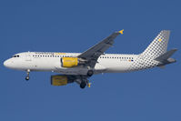 EC-HTD @ LOWW - Vueling A320 - by Andy Graf-VAP
