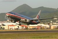N931AN @ TNCM - American airlines N931AN departing TNCM on runway 28