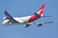 VH-OED @ KLAX - Qantas Boeing 747-4H6, 24L departure KLAX. - by Mark Kalfas