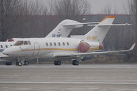 ZS-BOT @ LOWW - Bae125 - by Andy Graf-VAP